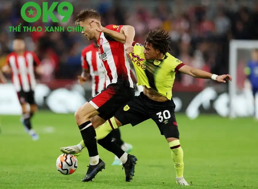 OK9 Soi Kèo: Brentford vs Burnley – Bầy Ong tận dụng lợi thế sân nhà, kèo thơm chốt hạ!_692aa1e97b853.webp