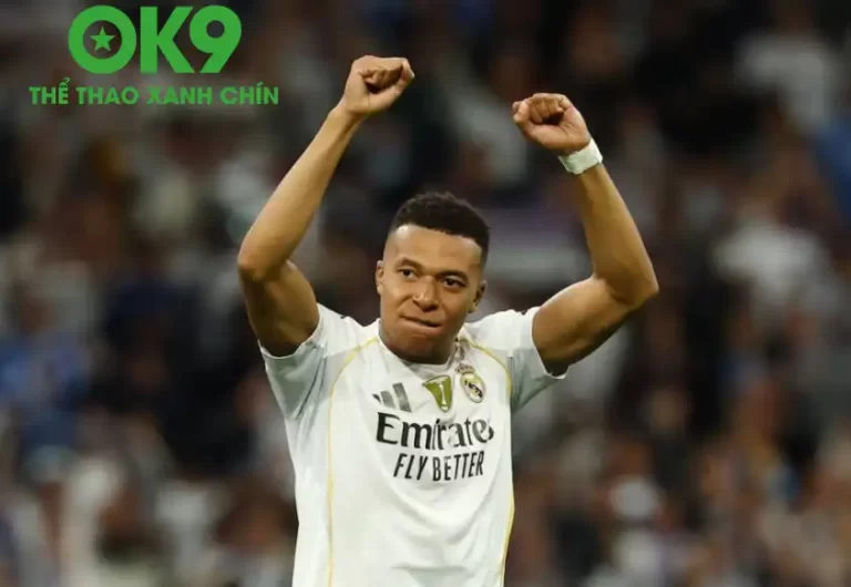 OK9 Trận Cầu Tâm Điểm: Real Madrid vs Valencia: Bí mật nào giúp Kền kền trắng giữ vững ngôi vương?_692aa571325f5.webp