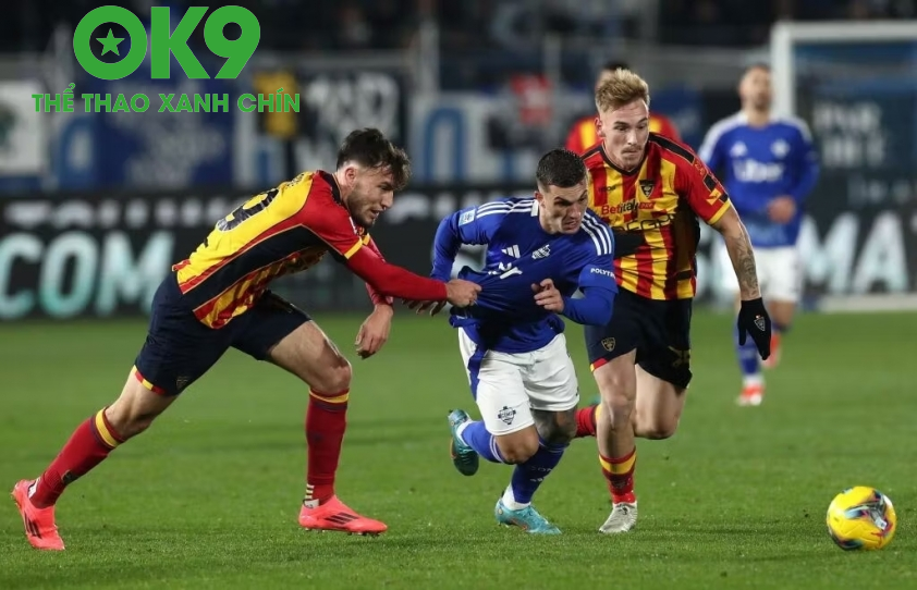 Phân tích trận đấu Lecce đối đầu Como: Cuộc chiến khốc liệt để thoát khỏi cuộc khủng hoảng, 20h00 ngày 19/4/2025_692aa9c9b556a.png