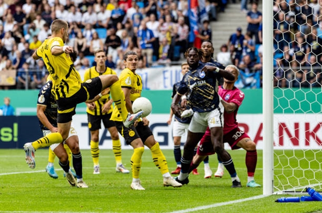 Chấm điểm Dortmund 4-1 Phoenix Lubeck; Leverkusen 2-2 Stuttgart (pen 4-3): Tân binh lên tiếng; Đẳng cấp nhà vua_69538b4c47561.jpeg