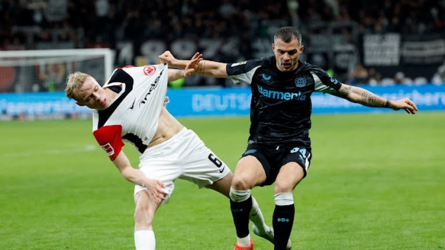 Chấm điểm Frankfurt 1-4 Leverkusen: Aleix Garcia tỏa sáng; Sức mạnh nhà đương kim vô địch_69537eb100fa5.jpeg