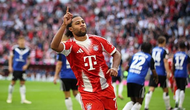 Gnabry giúp Bayern Munich tạm quên Musiala_6953755e0dc1c.jpeg