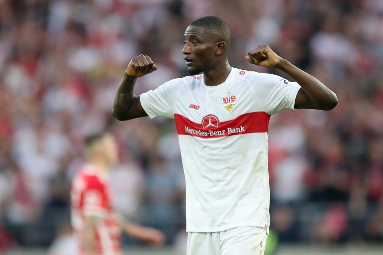 Guirassy báo tin buồn cho Arsenal và Man United_69538cd49d2ab.jpeg