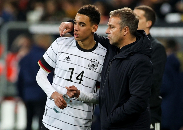 Jamal Musiala buồn bã khi Hansi Flick bị sa thải_69539864de758.jpeg