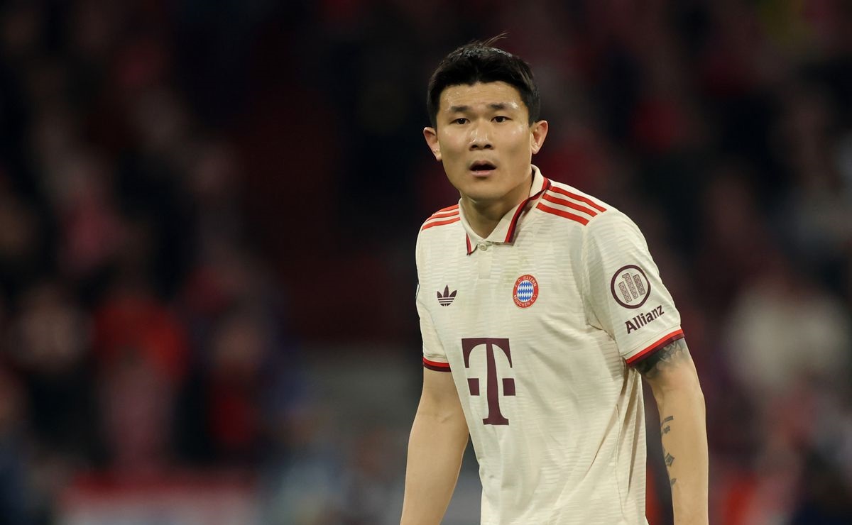 Kim Min-jae bị loại khỏi BXH ở Bundesliga dù nỗ lực thi đấu trong đau đớn_69537980c6fae.jpeg