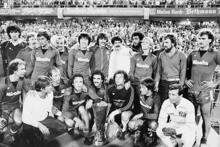 Lịch sử Câu lạc bộ Eintracht Frankfurt: Từ những ngày đầu đến biểu tượng Bundesliga_6953782f6f2c1.jpeg