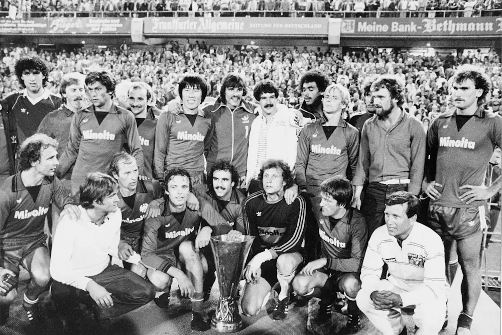 Lịch sử Câu lạc bộ Eintracht Frankfurt: Từ những ngày đầu đến biểu tượng Bundesliga_6953782f6f2c1.jpeg