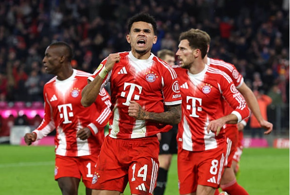 Luis Diaz tỏa sáng phút bù giờ, Bayern thoát hiểm ngoạn mục trước St. Pauli_695371c536a30.jpeg
