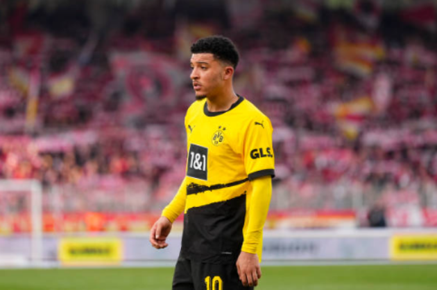 Mất bóng 14 lần, Sancho hóa người thừa ở Dortmund_695390eeba978.png