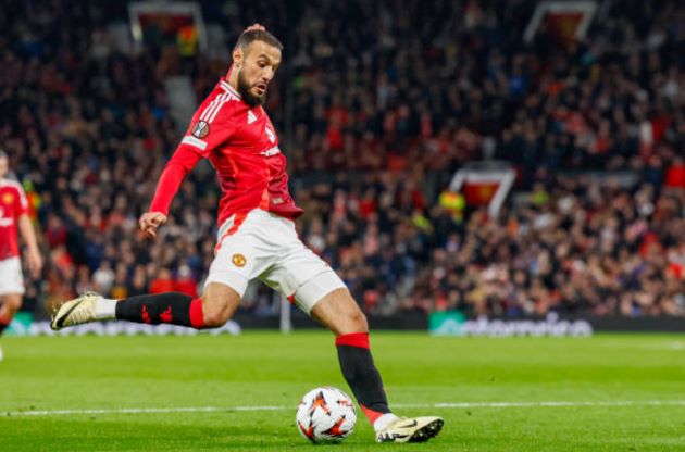 Mazraoui: “Man United lớn hơn Bayern”_6953899b6f739.jpeg