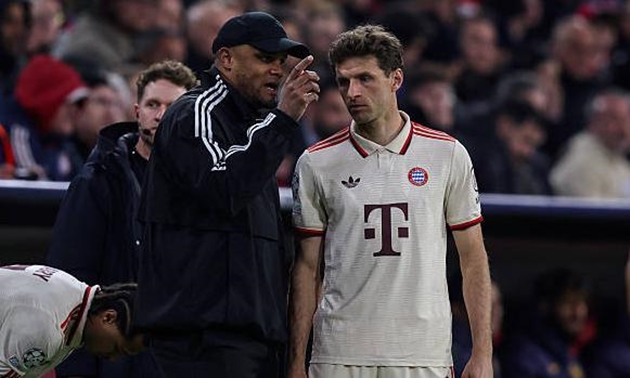 Nhìn Muller ghi bàn, Bayern có xót xa?_69537c4fa23d0.jpeg