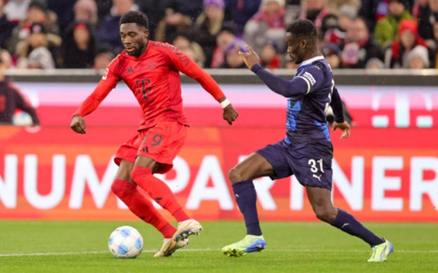 NÓNG: Liverpool vượt mặt MU thương vụ Alphonso Davies_6953821b9b713.jpeg