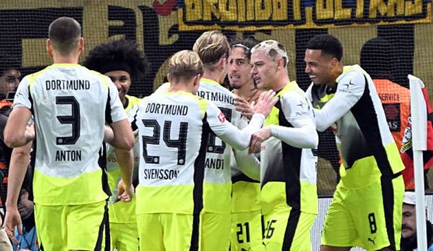“Quật ngã” Leverkusen, Dortmund chen chân vào top 3 Bundesliga_695371bf5e27d.jpeg