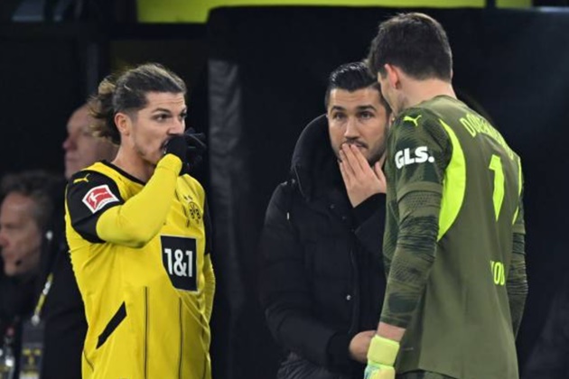 Sahin phản ứng với bàn thắng gây tranh cãi của Bayern_6953840c185c4.jpeg