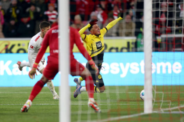 Sancho ngã đẹp kiếm phạt đền, Dortmund nối dài mạch bất bại_69539391ee8a3.png