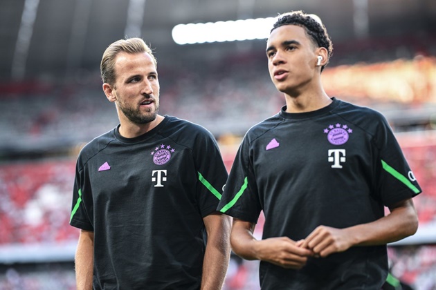 Sao trẻ Bayern: “Chơi với Kane dễ dàng hơn tôi nghĩ”_6953979e16ba6.jpeg