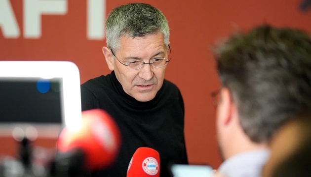 SỐC: Chủ tịch Bayern gãy chân, vắng mặt trận quyết đấu Inter Milan_69537b980cce2.jpeg