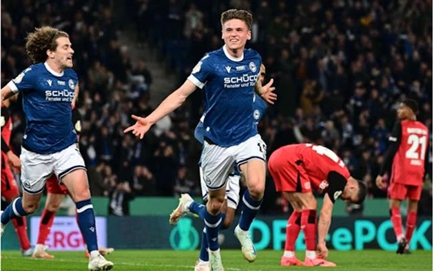 Soi trận Bielefeld vs Stuttgart: Khó lường chuyện cổ tích_69537a0483f3c.jpeg