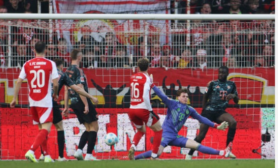 Union Berlin 1-1 Bayern: Điểm sáng Leroy Sane; Phản kháng mạnh mẽ_69537dc184d2d.jpeg