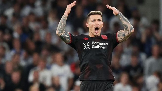 Vũ khí lợi hại của Alex Grimaldo_6953756966b6c.jpeg