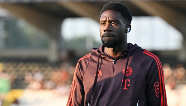 Alphonso Davies không còn là ưu tiên của Man United_695bb31640c53.jpeg