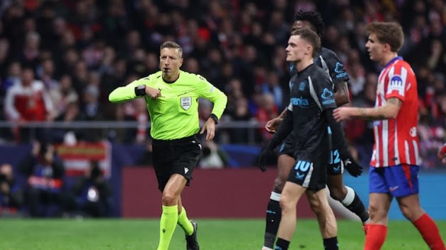 Atletico ngược dòng hạ Bayer dù mất người từ sớm_695bb2615eaf9.jpeg