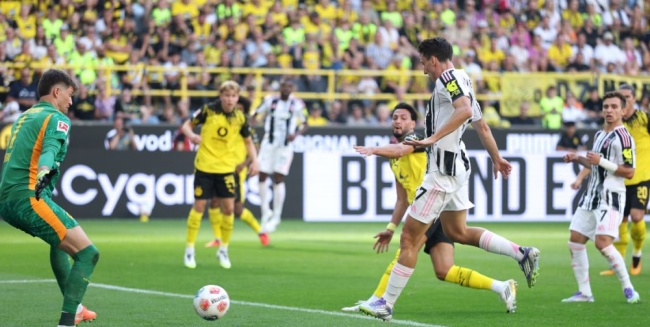 Cambiaso tỏa sáng rực rỡ, Juventus đánh bại Dortmund_695ba8fc4093e.jpeg