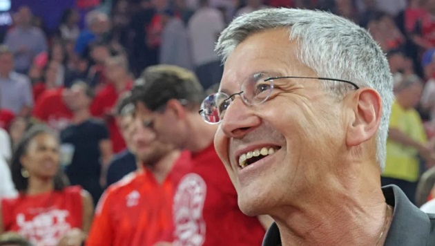 Chủ tịch Bayern Hainer sắp chốt tương lai, có tiếp tục nhiệm kỳ ba?_695ba9bb13e60.jpeg