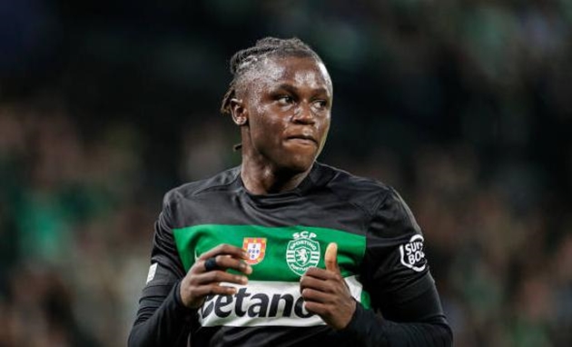 Chuyển nhượng tối 01/12: M.U theo đuổi Quenda; Arsenal cân nhắc bán Kiwior_695bb6deef9ad.jpeg