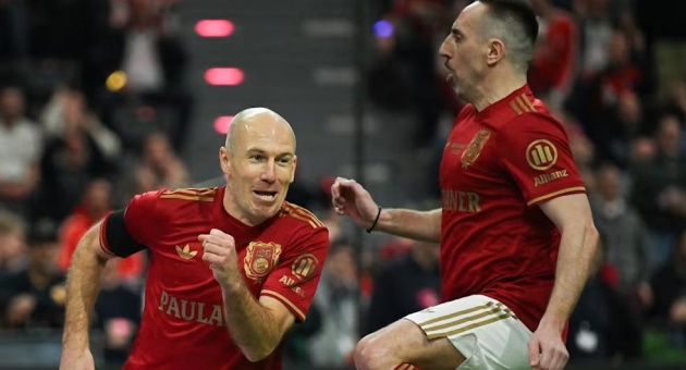 Hủy diệt Real Madrid 4-0, Bayern Munich vô địch Beckenbauer Cup_695baf4008b9d.jpeg