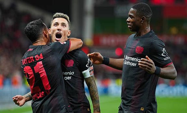 Leverkusen thắng trận đầu tiên ở Bundesliga sau khi chia tay Ten Hag_695ba7adc413b.jpeg