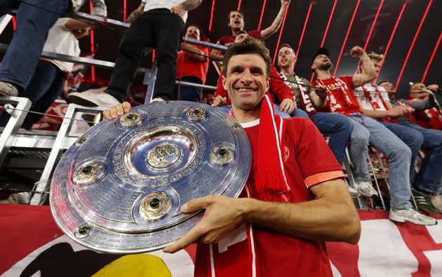 Muller chia tay Bayern với lời tri ân sau trận thắng Gladbach_695bac034bae6.jpeg