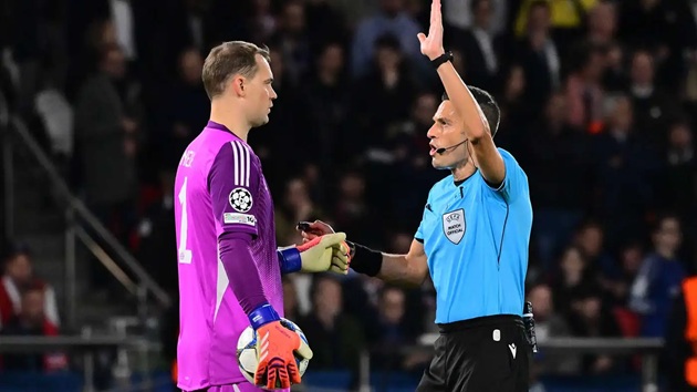 Neuer chỉ trích trọng tài vì hành động khó hiểu trước thẻ đỏ của Luis Diaz_695ba464307e0.jpeg