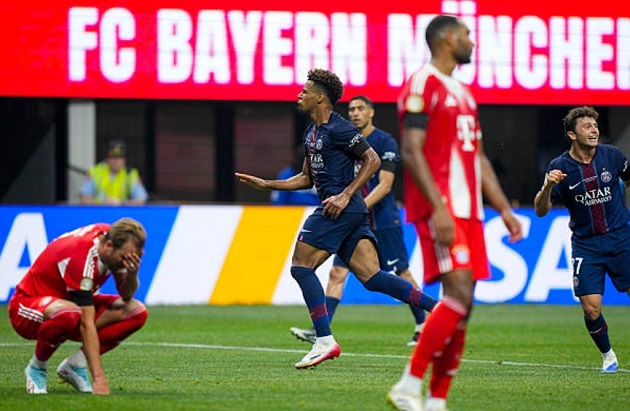 PSG 2-0 Bayern Munich: Màn kịch hai thẻ đỏ; Dấu ấn VAR định mệnh_695baa573a134.jpeg