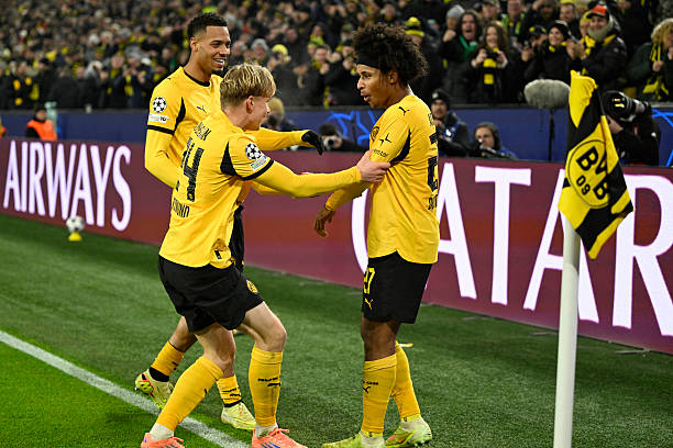 Villarreal sụp đổ sau thẻ đỏ, Dortmund thắng tưng bừng_695ba3a8eef65.jpeg