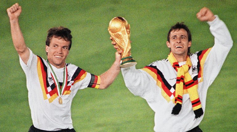 World Cup 1990: Đỉnh cao Tây Đức, động cơ vĩnh cửu Matthaus và dấu ấn Beckenbauer_695ba2eee5d80.jpeg