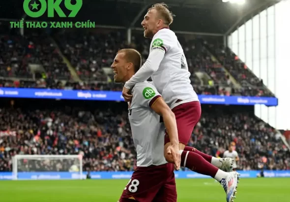 OK9 COOL – Đánh giá Cuộc Đối Đầu Giữa West Ham và Crystal Palace: Khủng Hoảng Ẩn Náu tại Búa Tạ_69859207da746.webp