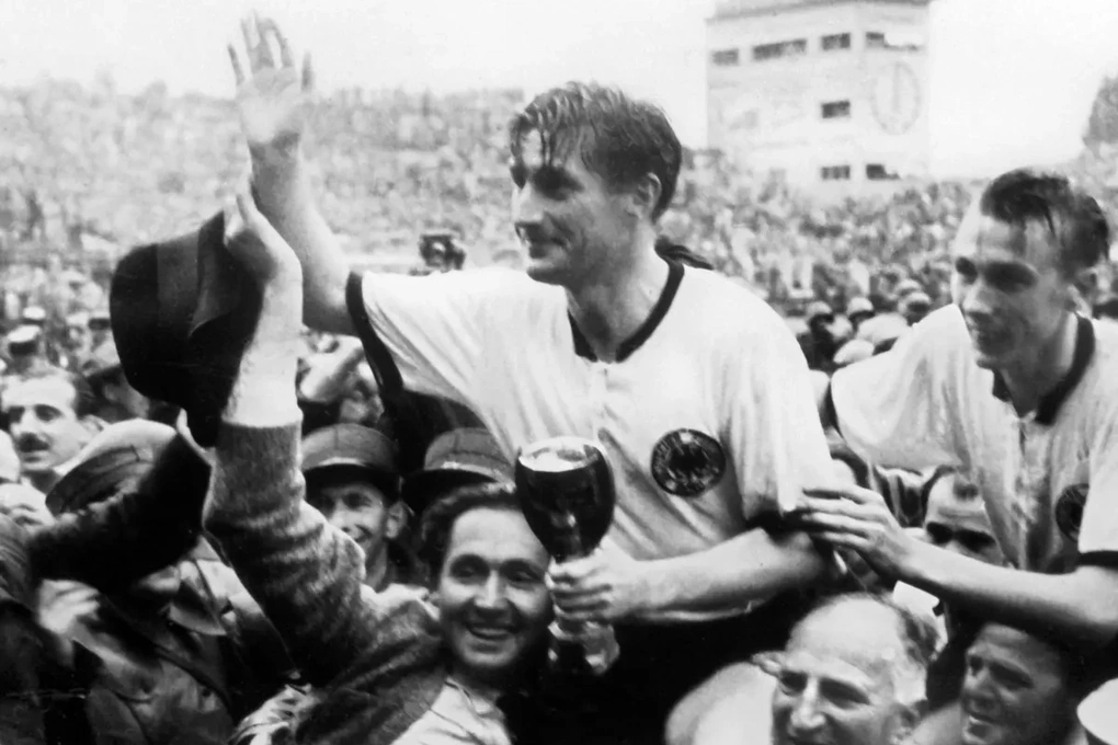 World Cup 1954: Nơi Tây Đức viết lại định mệnh từ đống đổ nát_69858bb2e699d.webp